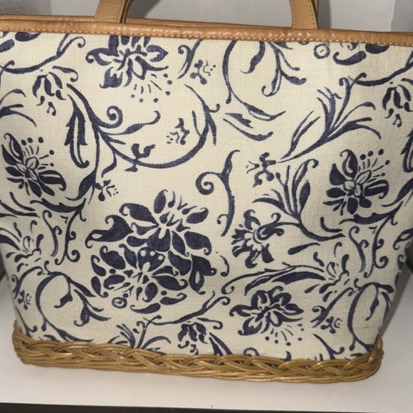 Lauren Ralph Lauren small wicker bottom floral  tote - Picture 16 of 16